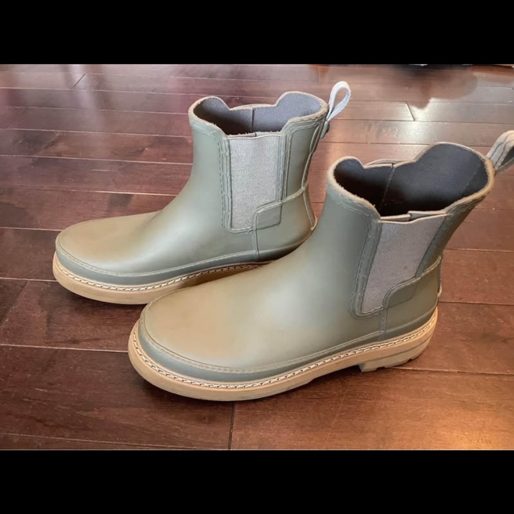 Hunter short rain boots